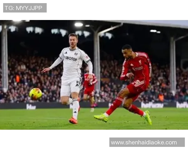 英超激战：那不勒斯逆转皇马补时绝杀引爆全场激情时刻